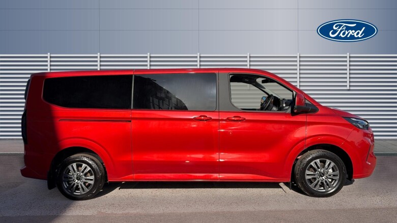 Ford Tourneo Custom 320 L2 Diesel Fwd 2.0 EcoBlue 136ps H1 Titanium 8 seater Auto